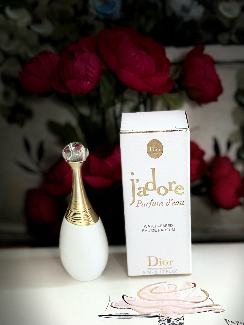 Dior J'adore Mini Parfum d'eau — White & Gold